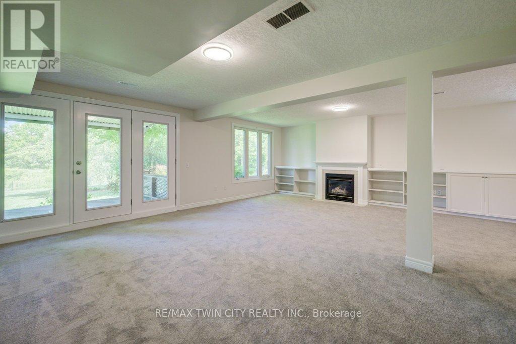 670 SALZBURG DRIVE - 29