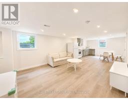 Bsmt - 808 Tenth Avenue, Hamilton, ON L8T2G6 Photo 7