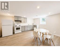 Bsmt - 808 Tenth Avenue, Hamilton, ON L8T2G6 Photo 8