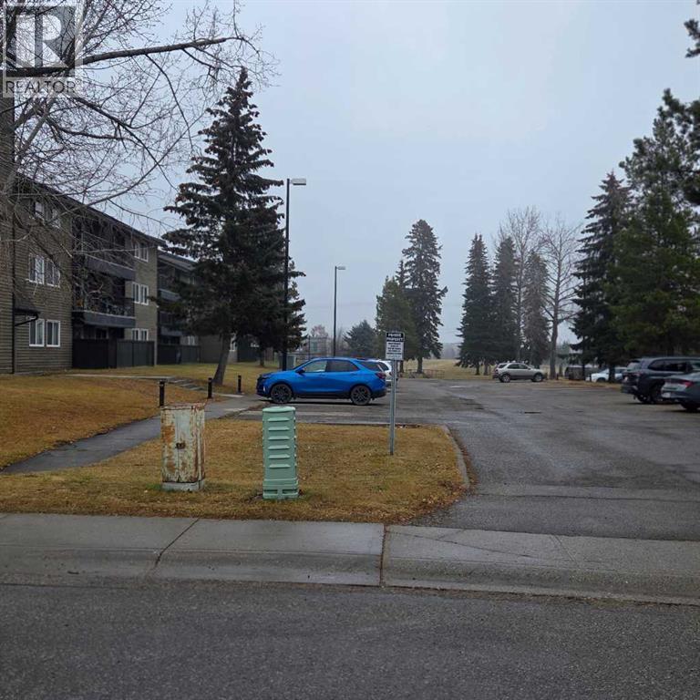 #105A 5611 10 Avenue - 33
