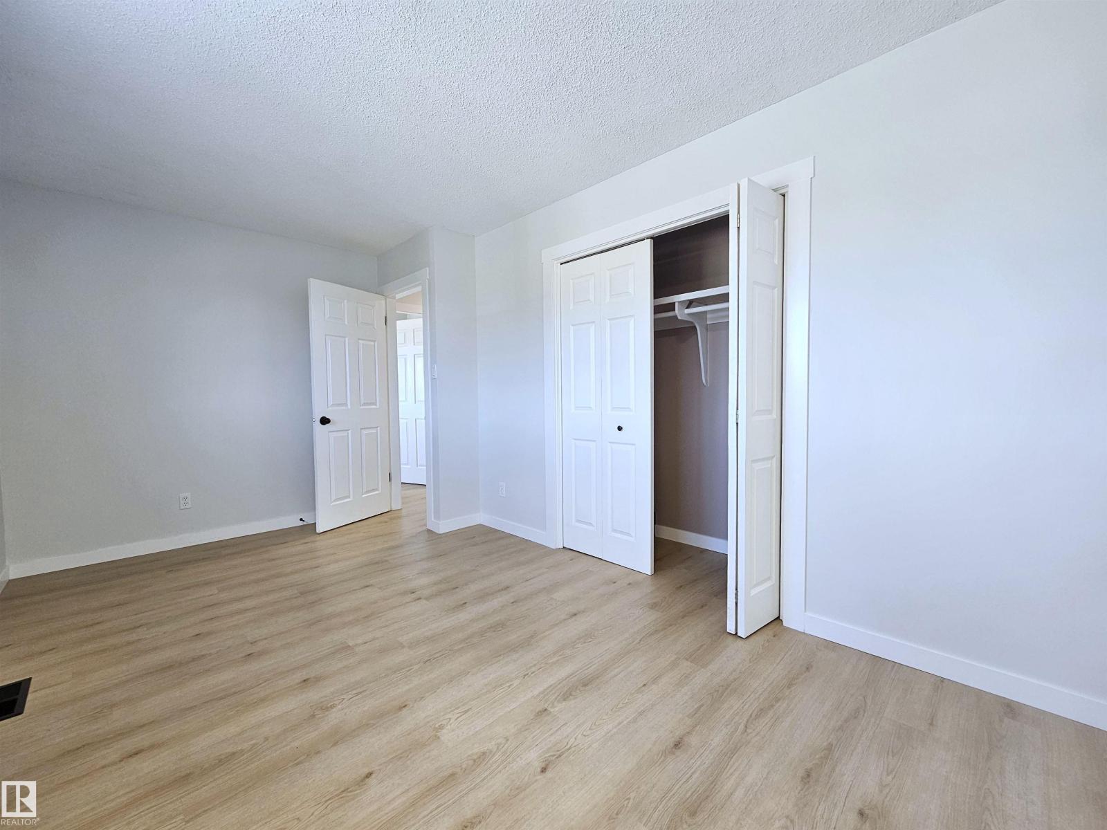 8011 182A ST NW - 14