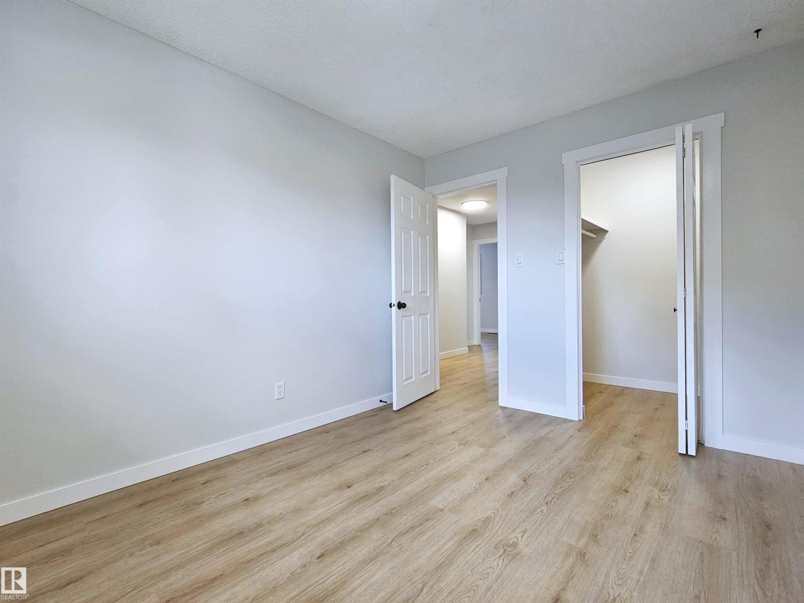8011 182A ST NW - 15