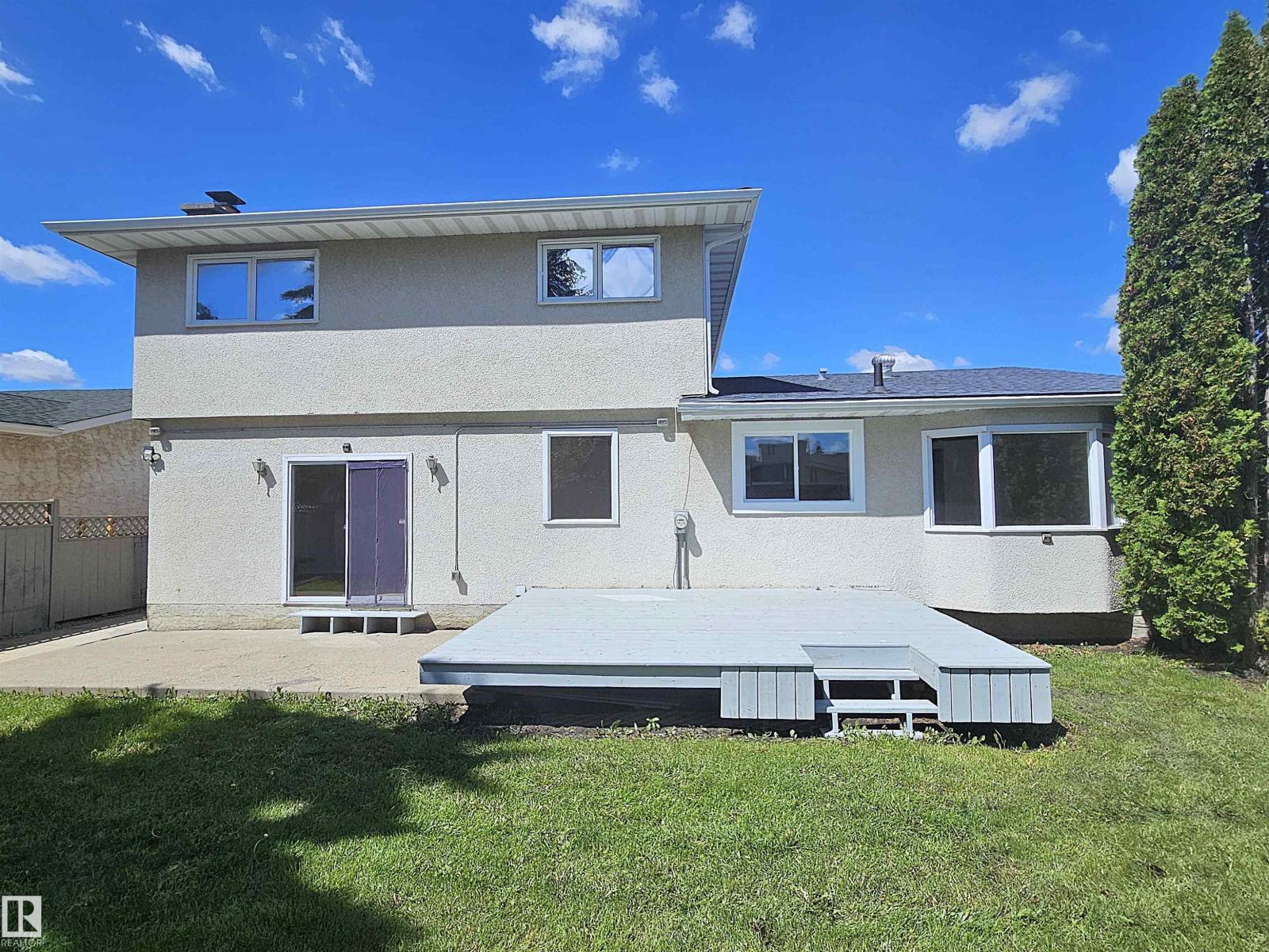 8011 182A ST NW - 26