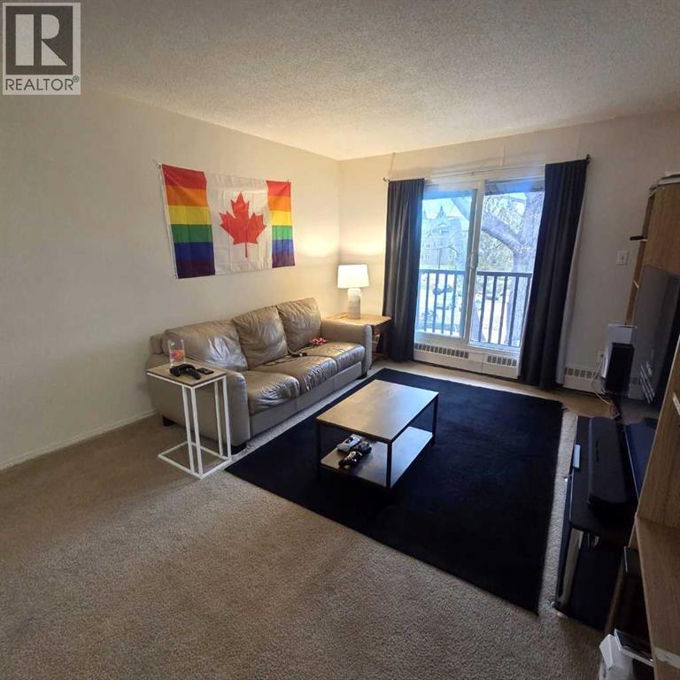 #304B 5611 9 Avenue - 12