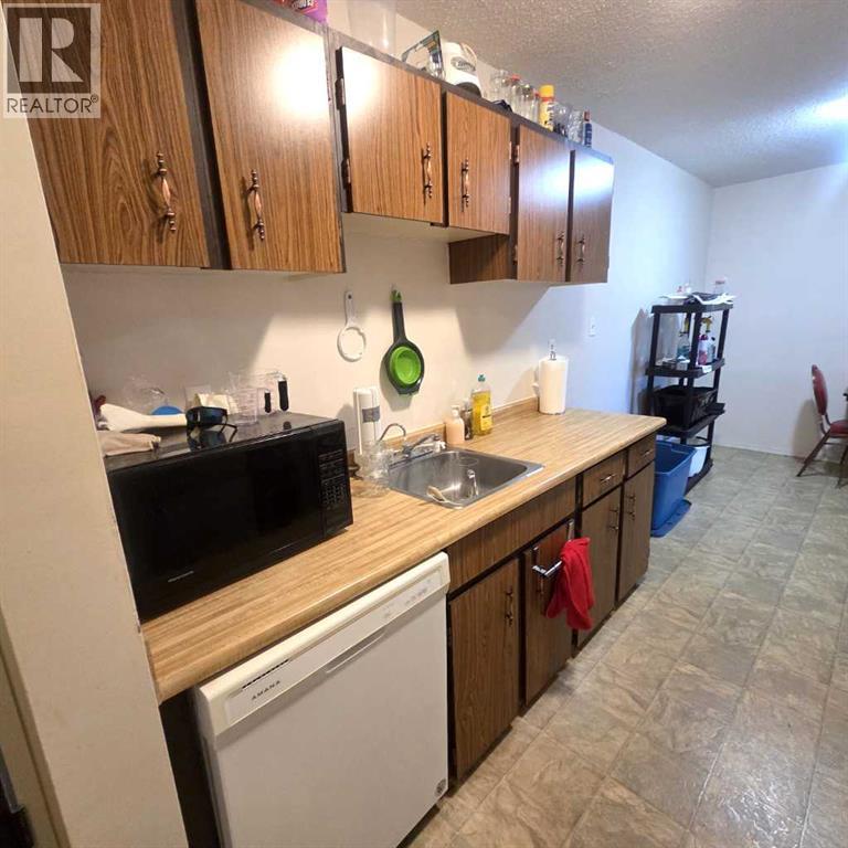 #304B 5611 9 Avenue - 4