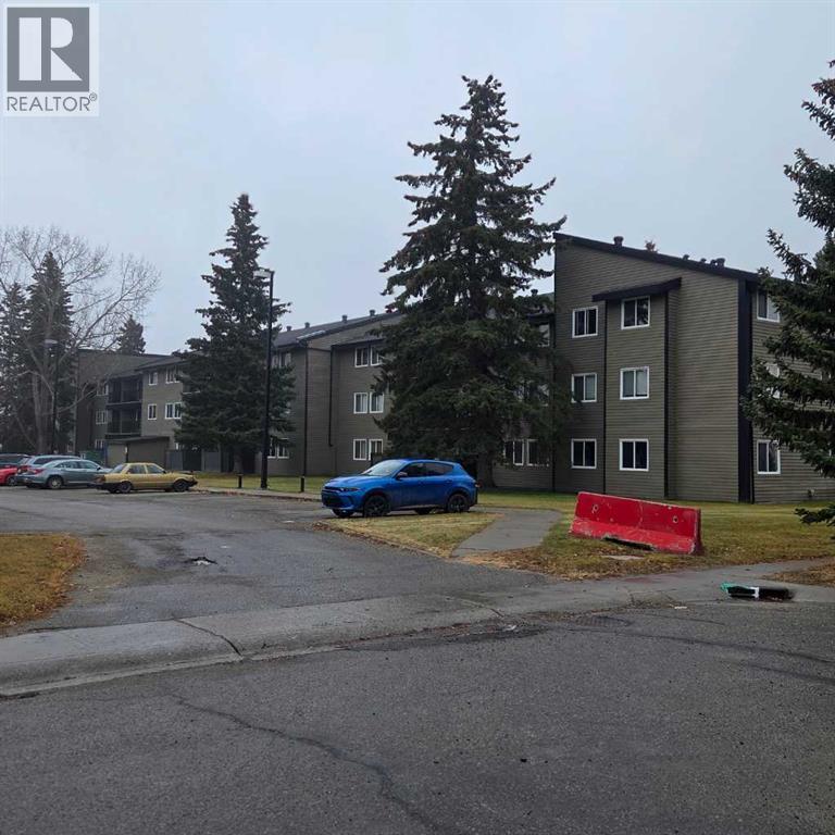 #304B 5611 9 Avenue - 31