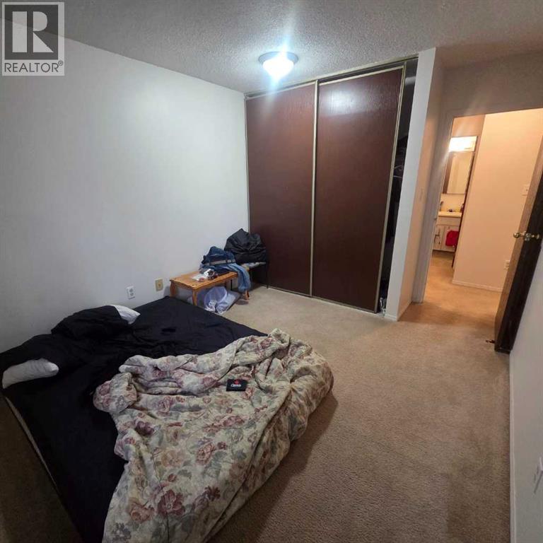 #304B 5611 9 Avenue - 18