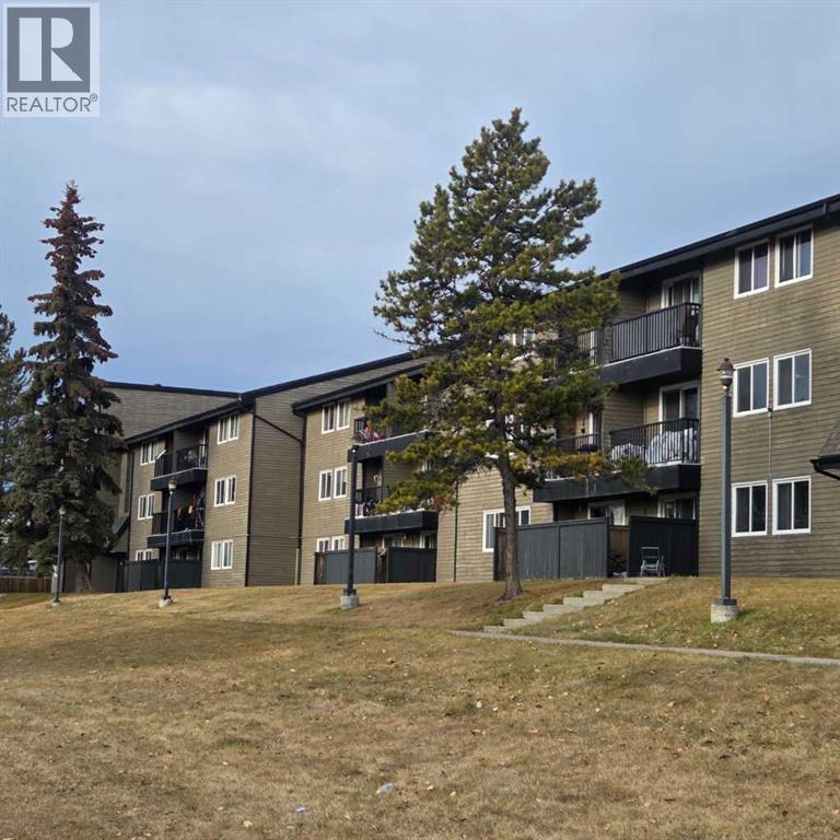 #304B 5611 9 Avenue - 30