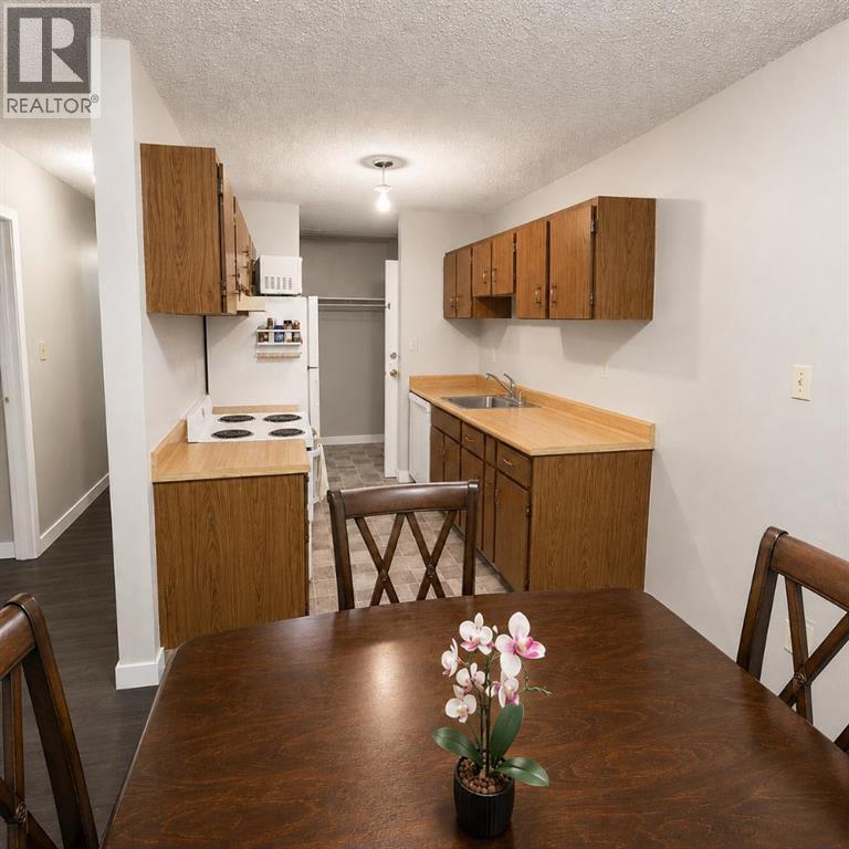 #308A 5611 10 Avenue - 4