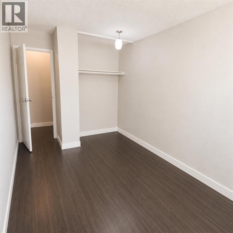 #308A 5611 10 Avenue - 11