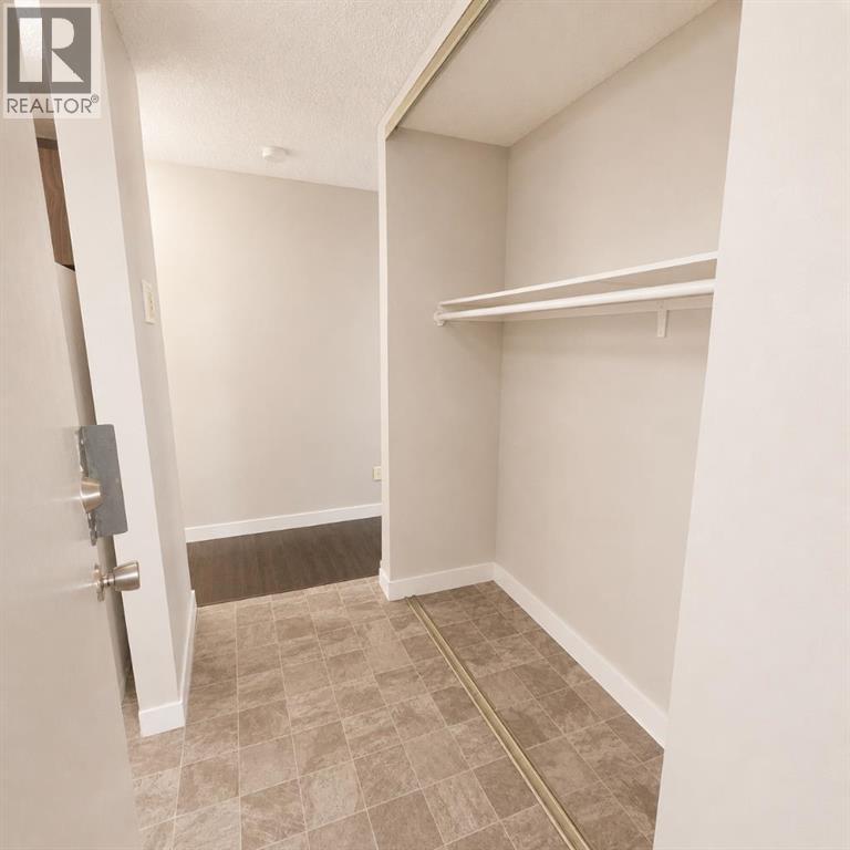 #308A 5611 10 Avenue - 20