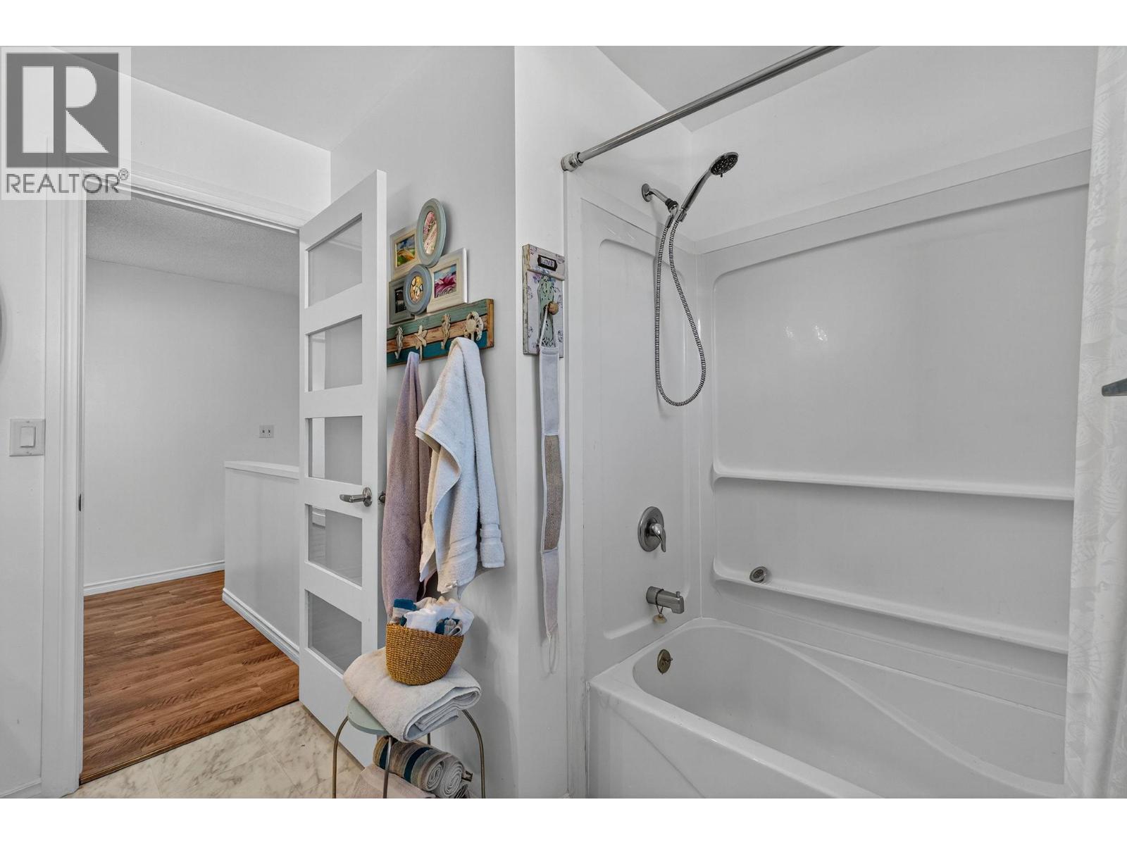 #29 310 Yorkton Avenue - 23