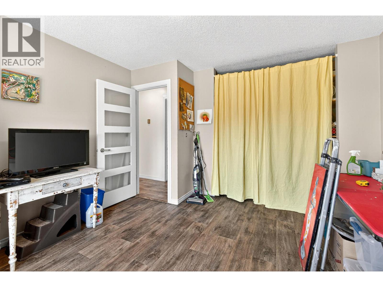 #29 310 Yorkton Avenue - 17