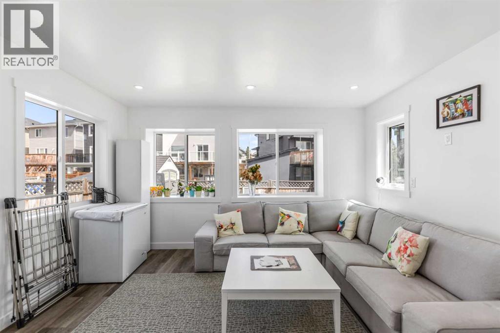 100 Saddlecrest Boulevard NE - 14