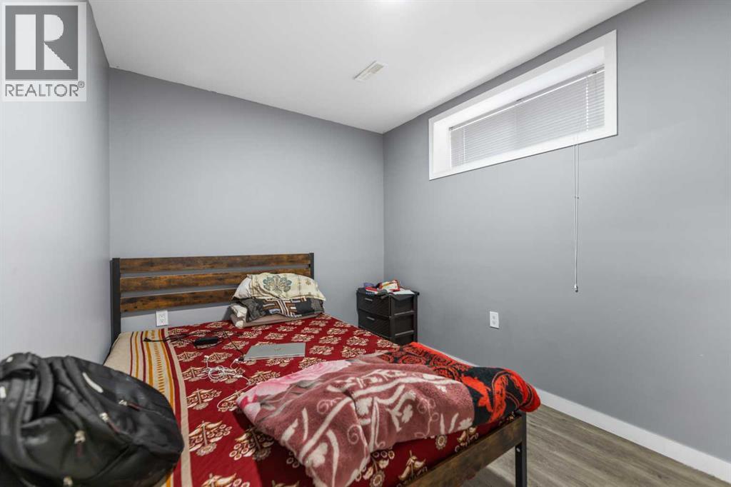 100 Saddlecrest Boulevard NE - 29