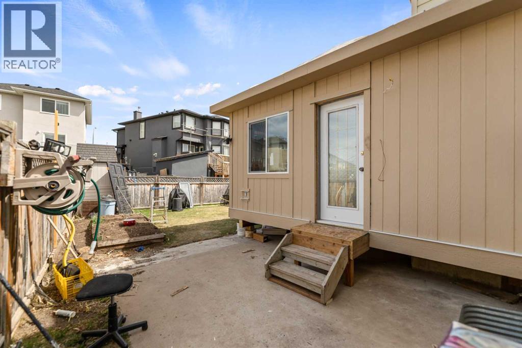 100 Saddlecrest Boulevard NE - 34