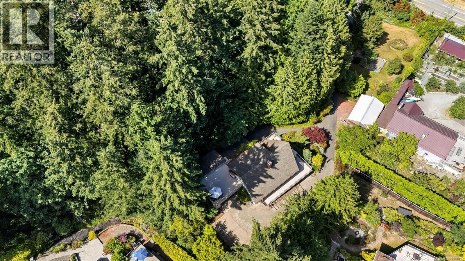 2460 Mill Bay Rd - 4