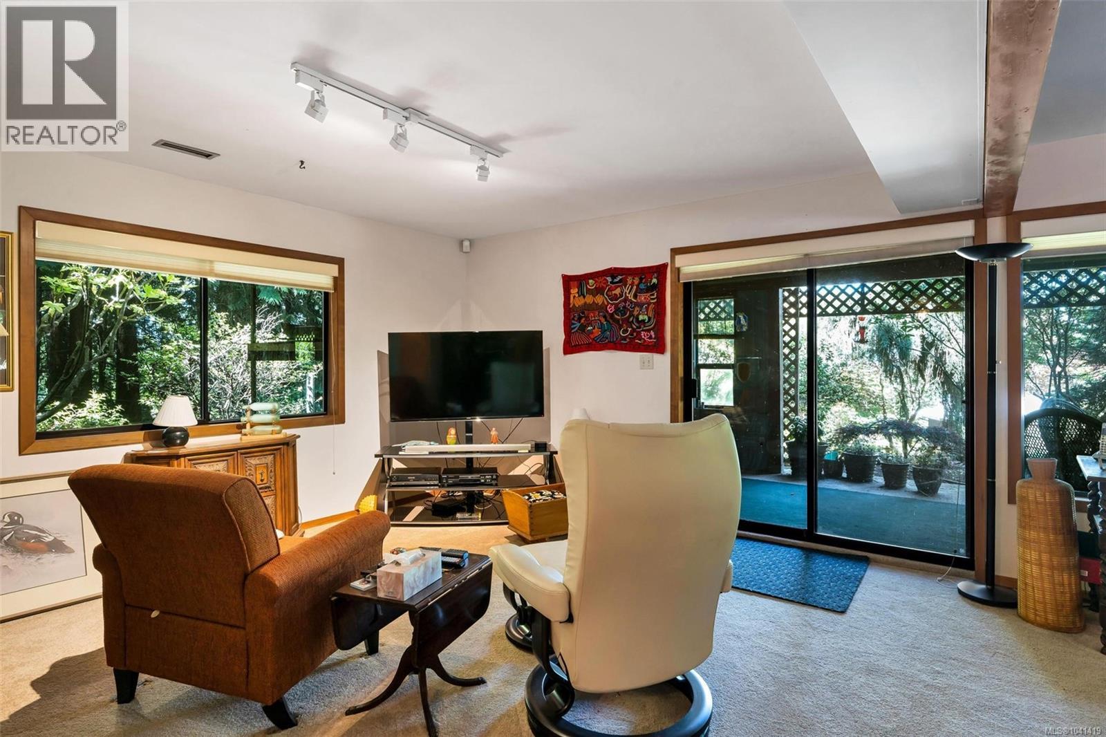 2460 Mill Bay Rd - 65