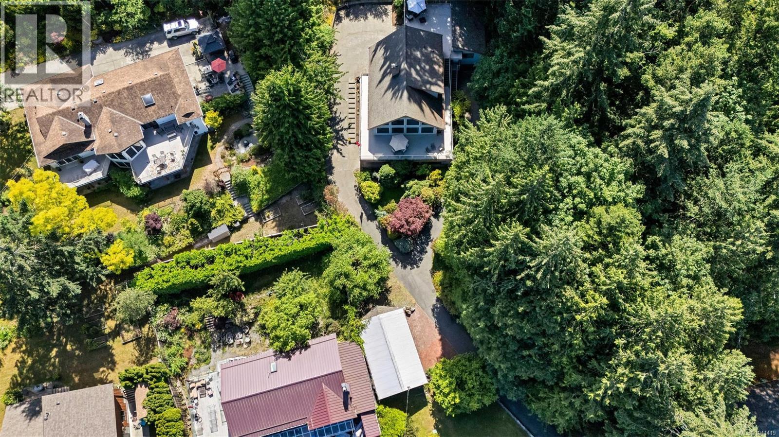 2460 Mill Bay Rd - 85