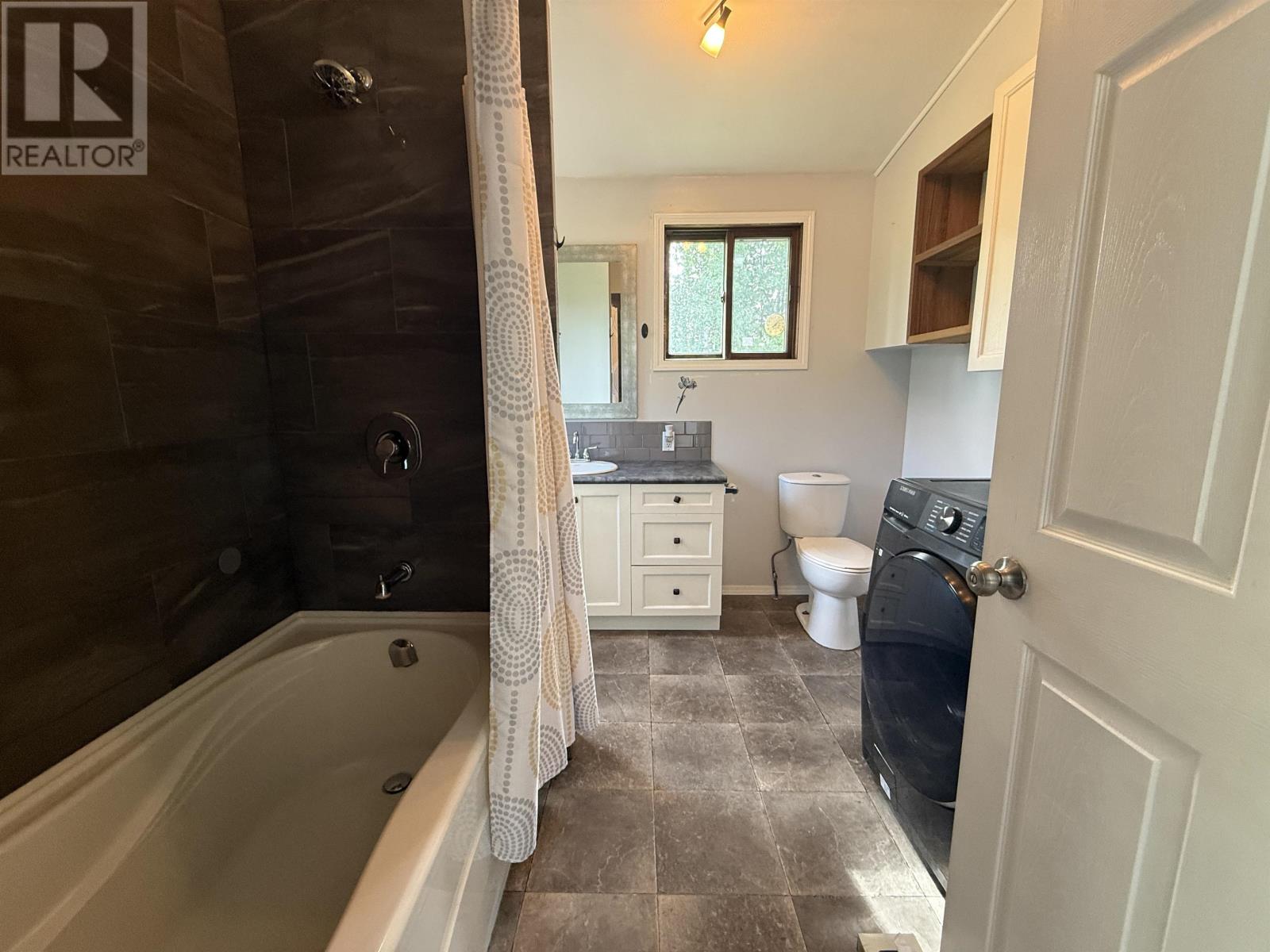849 McIntyre DR - 17