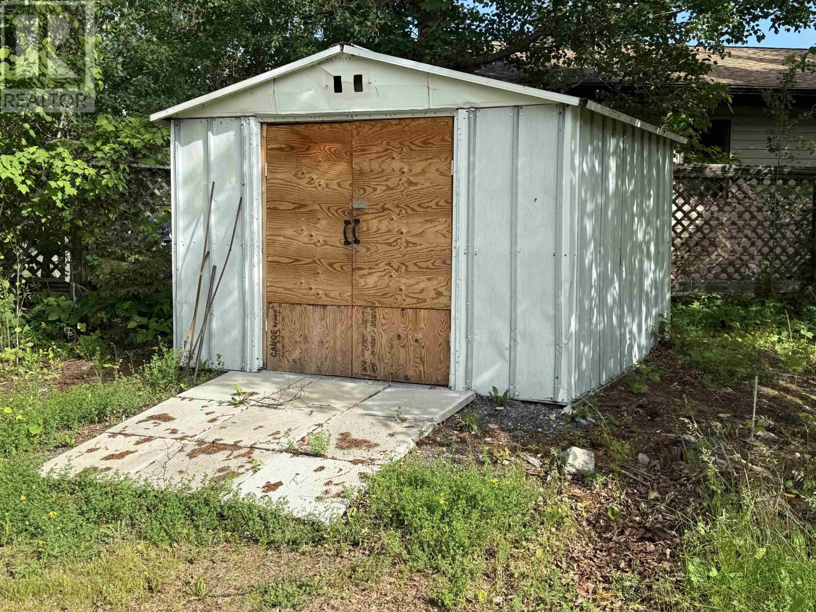 849 McIntyre DR - 23