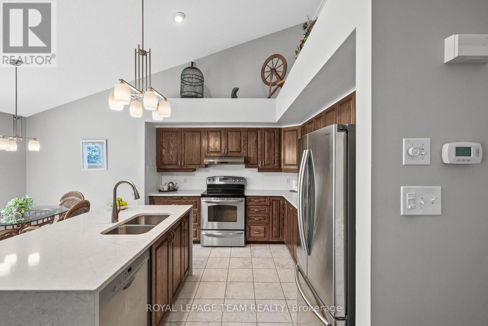 3 Bed, 3 Bath House for Sale in Ottawa – 51 SETTLER’S RIDGE WAY, Ottawa – MLS# X13486134 - Image 12