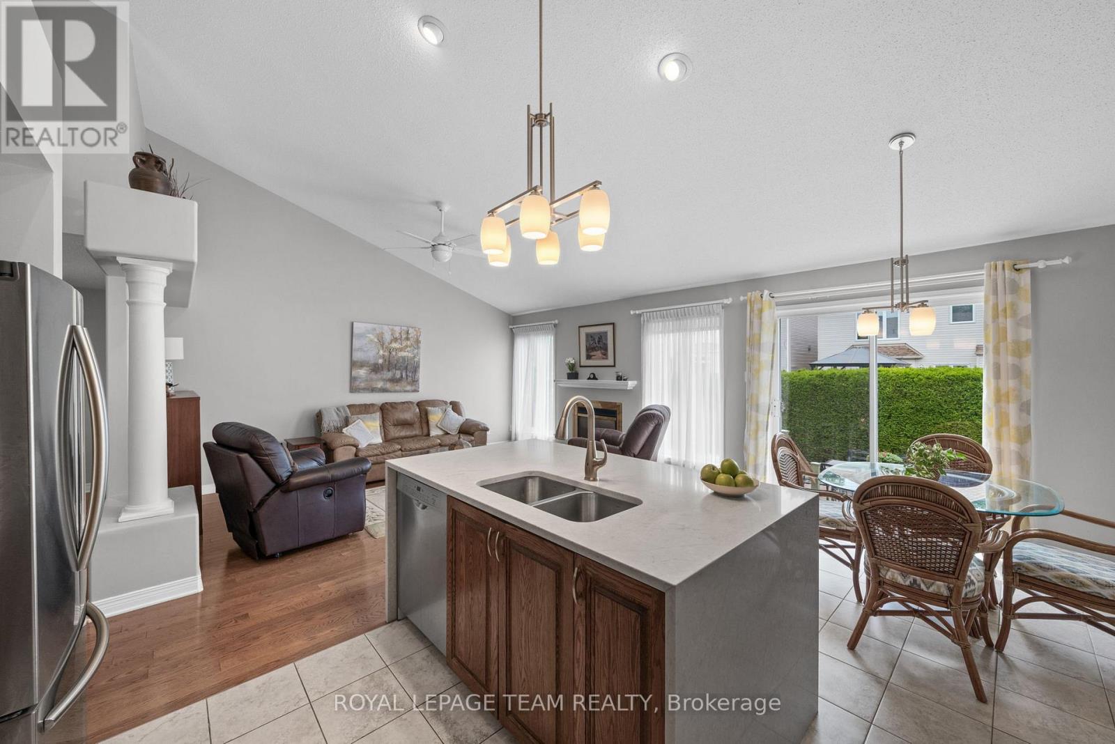 3 Bed, 3 Bath House for Sale in Ottawa – 51 SETTLER’S RIDGE WAY, Ottawa – MLS# X13486134 - Image 13