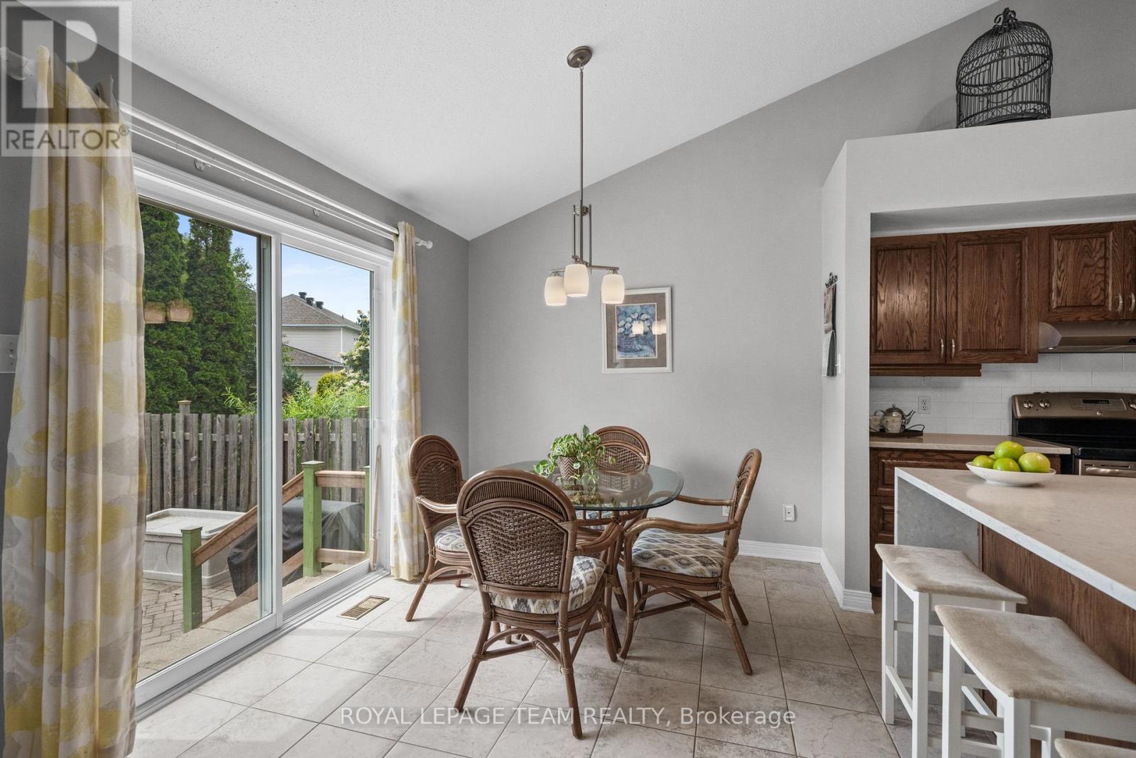 3 Bed, 3 Bath House for Sale in Ottawa – 51 SETTLER’S RIDGE WAY, Ottawa – MLS# X13486134 - Image 16