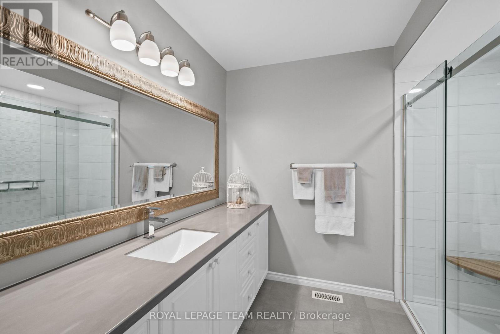 3 Bed, 3 Bath House for Sale in Ottawa – 51 SETTLER’S RIDGE WAY, Ottawa – MLS# X13486134 - Image 24
