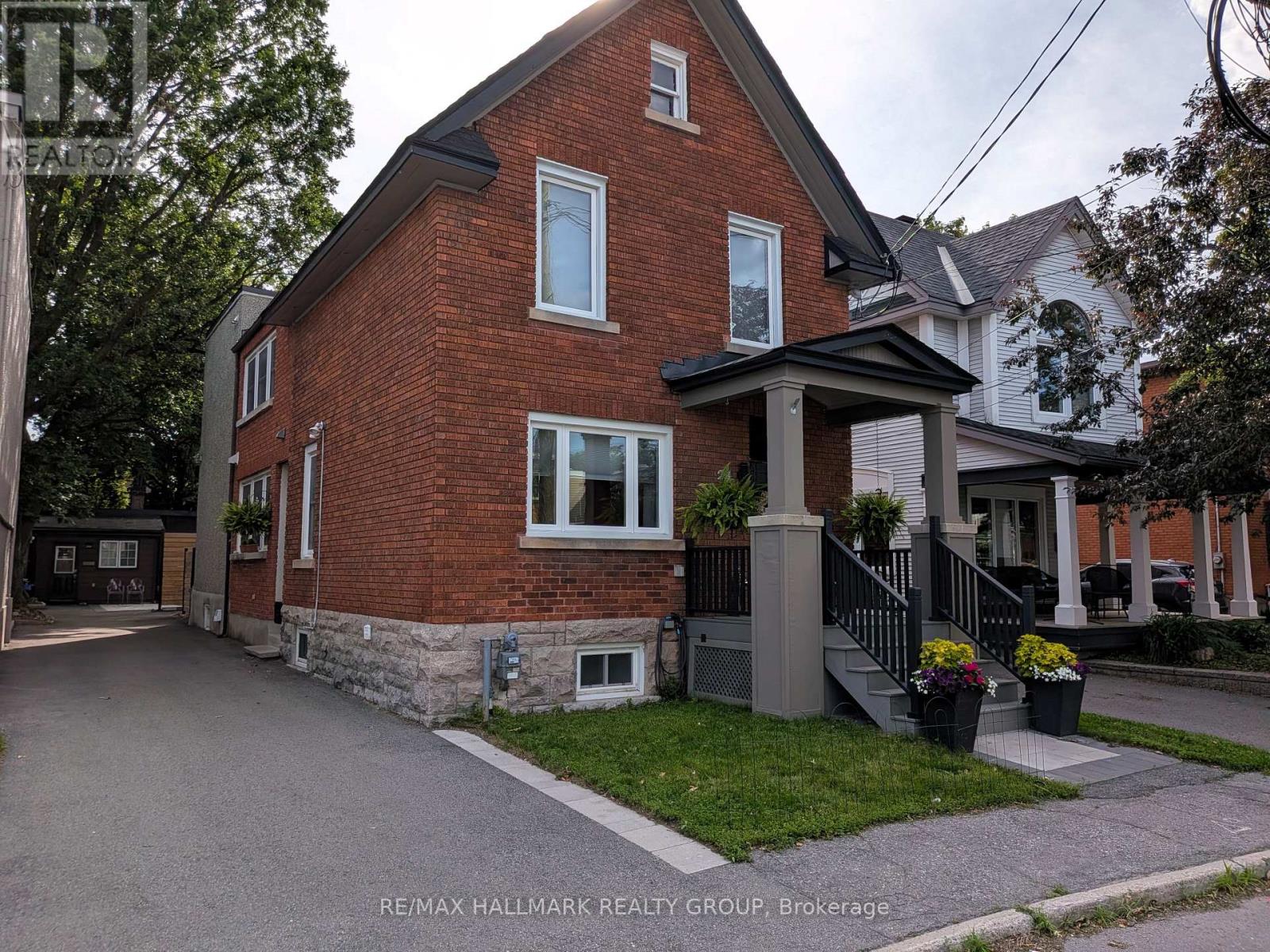 24 MORRIS STREET - 2