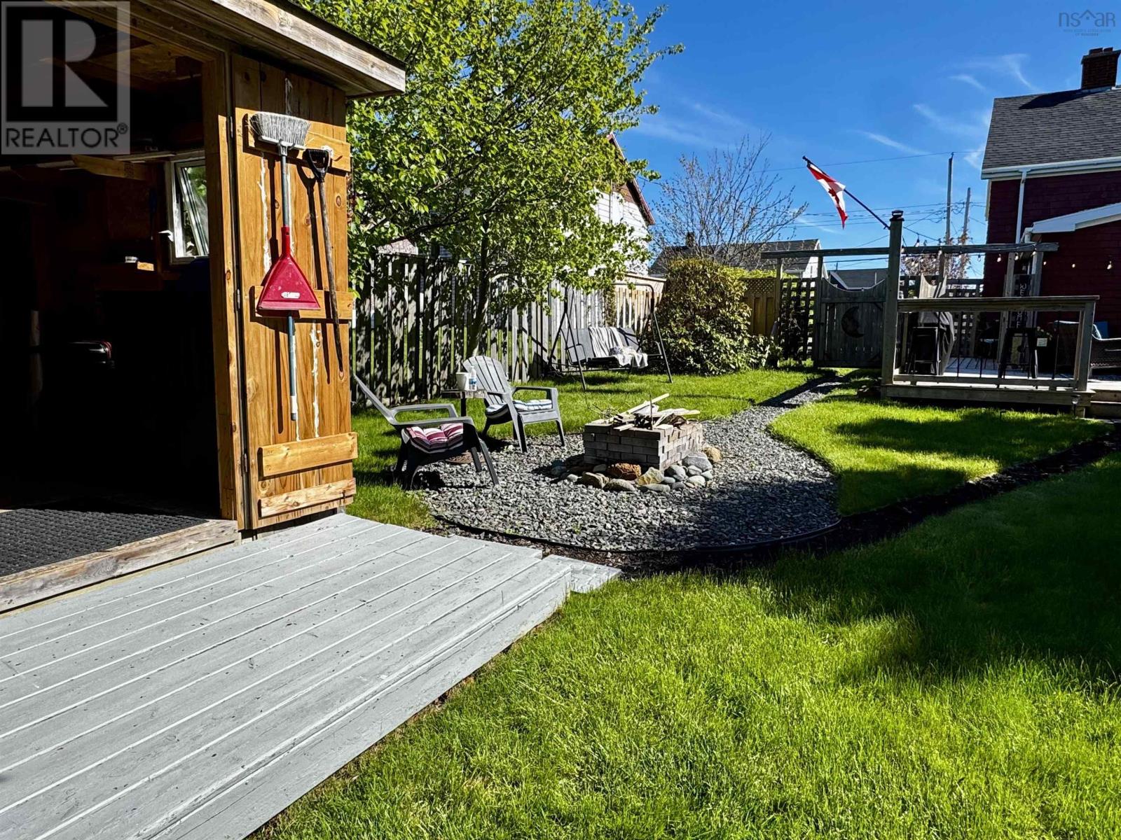 134 Centre Avenue - 36
