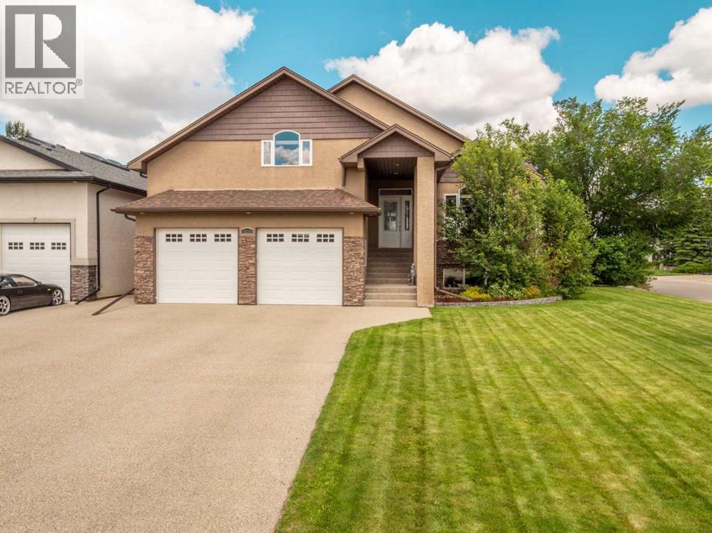 4639 62A Avenue - photo 2