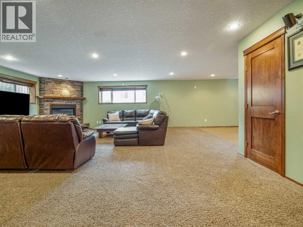 4639 62A Avenue — photo 39