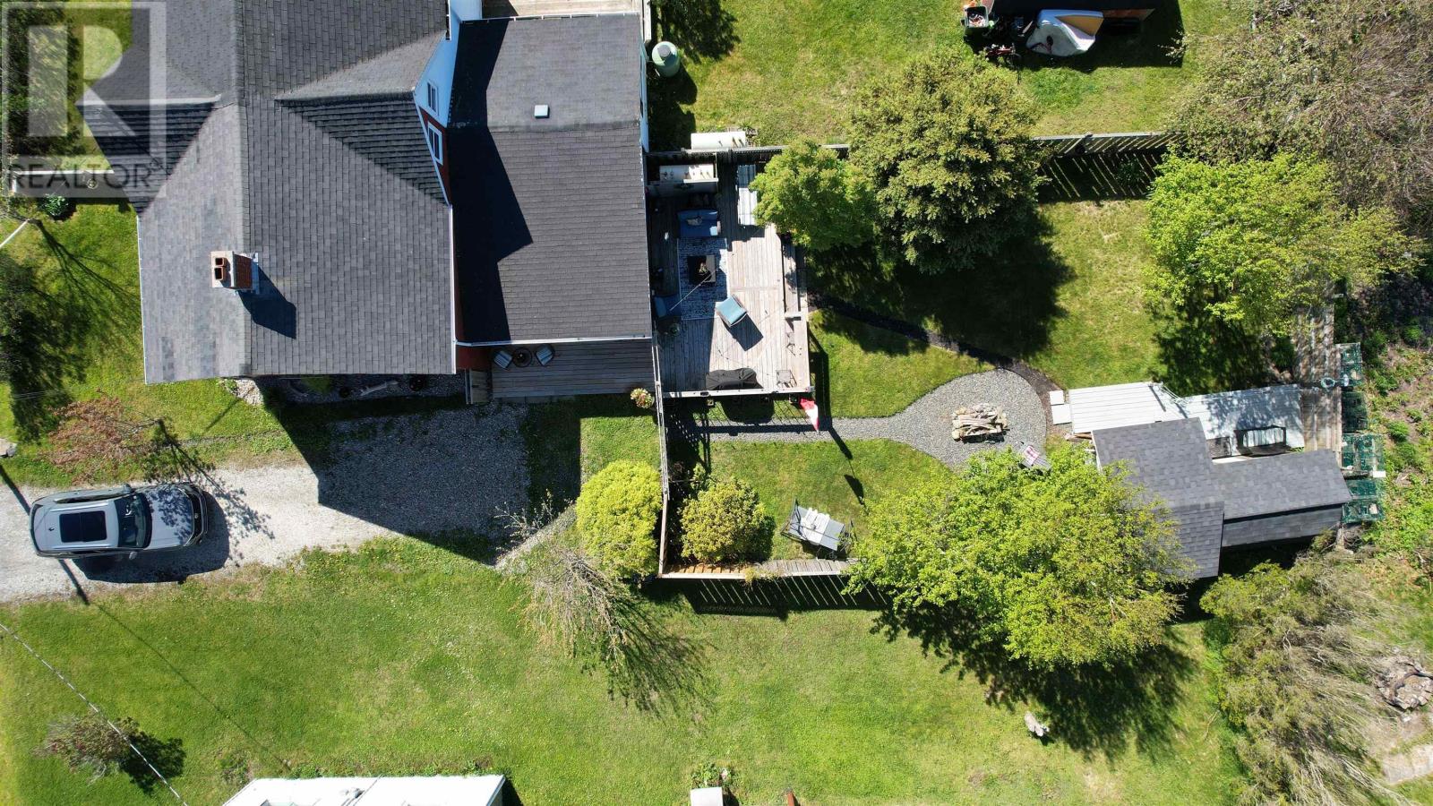134 Centre Avenue - 41