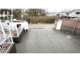 8675 Armstrong Avenue, Burnaby, BC V3N2H4 Photo 28