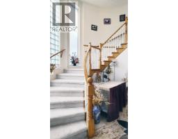 8675 Armstrong Avenue, Burnaby, BC V3N2H4 Photo 18
