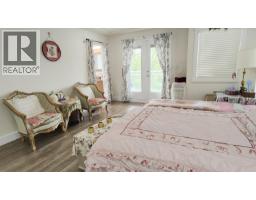 8675 Armstrong Avenue, Burnaby, BC V3N2H4 Photo 23