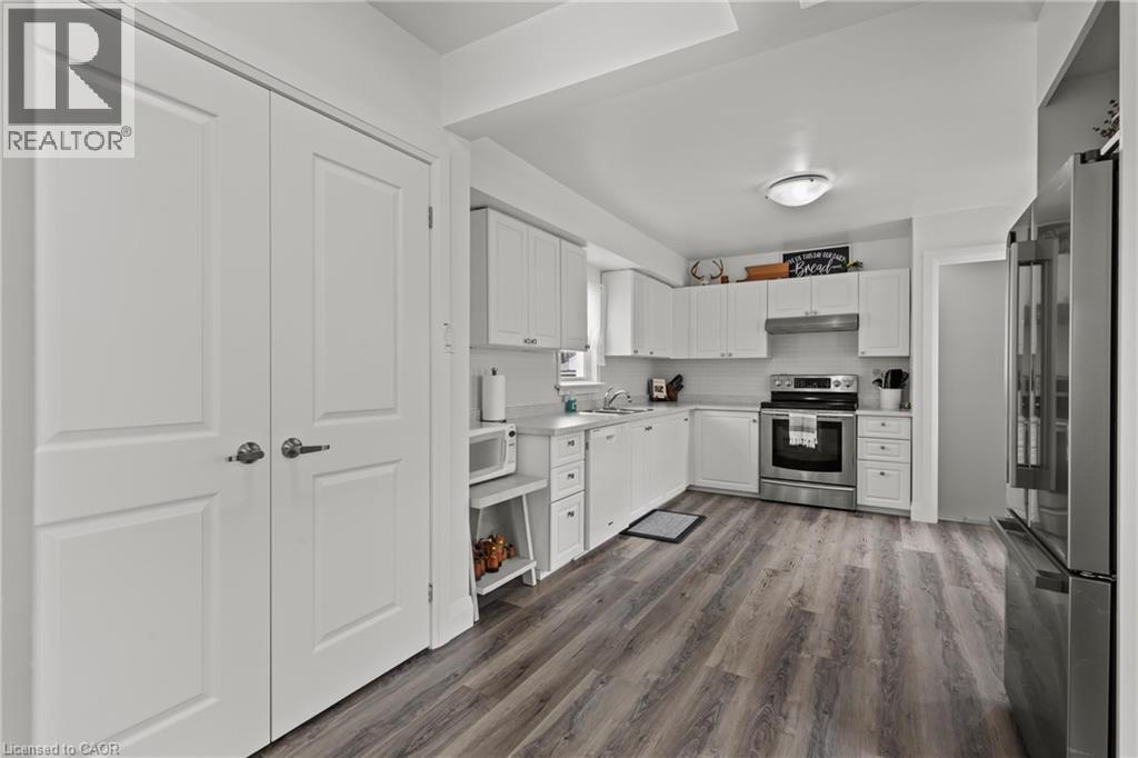 47 SULLIVAN Avenue - 14