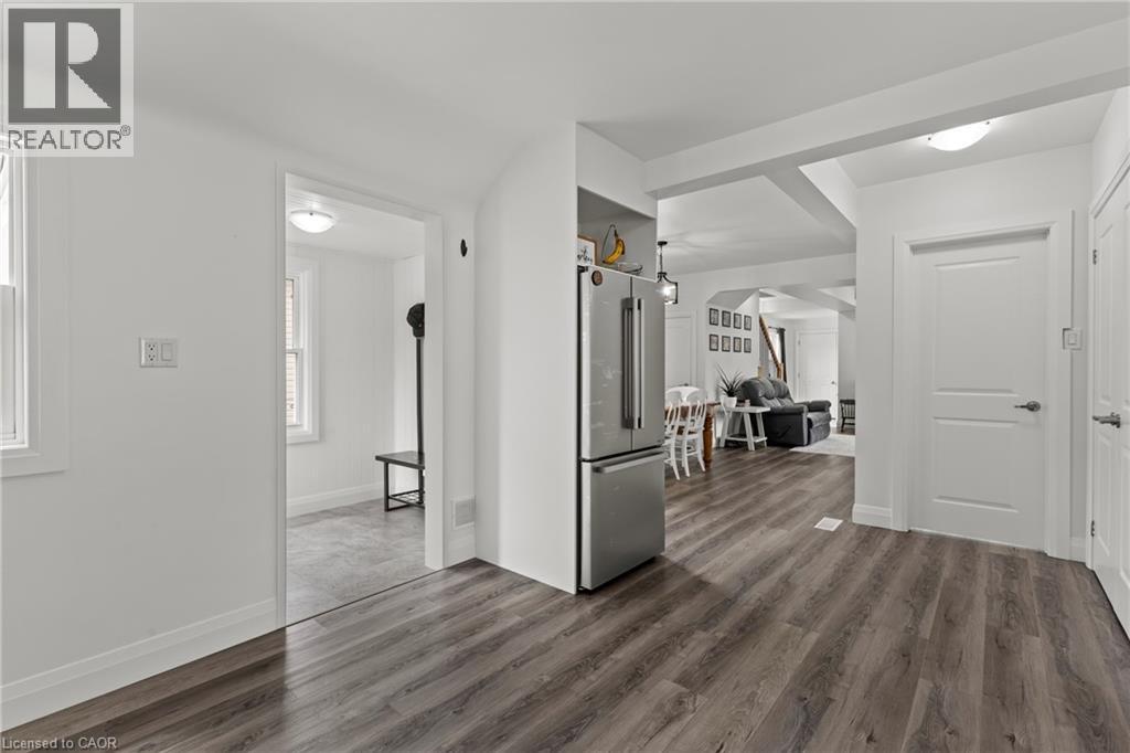 47 SULLIVAN Avenue - 18