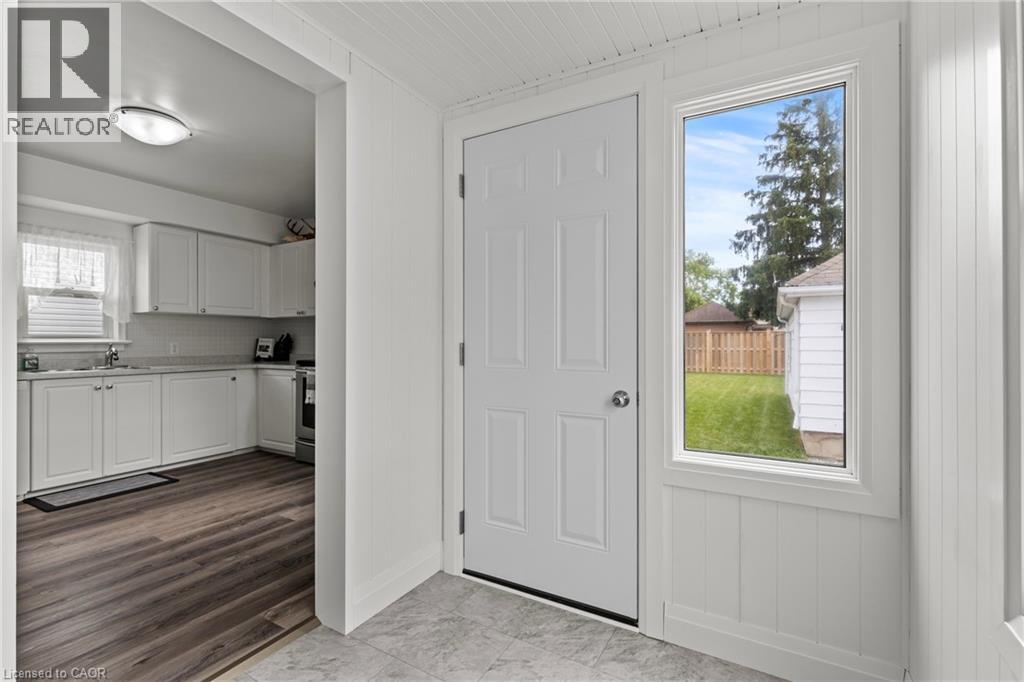 47 SULLIVAN Avenue - 20