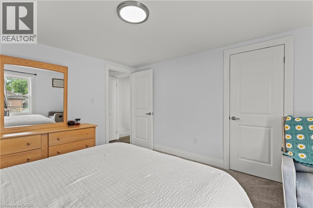47 SULLIVAN Avenue - 25