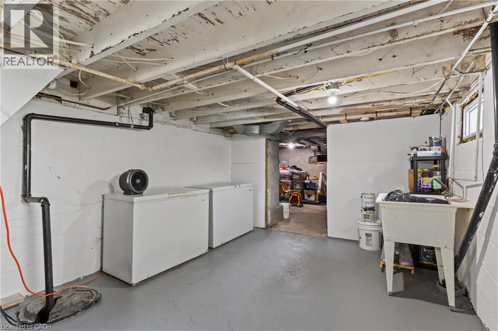 47 SULLIVAN Avenue - 31