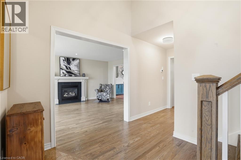 56 MCCAFFERY Crescent - 13