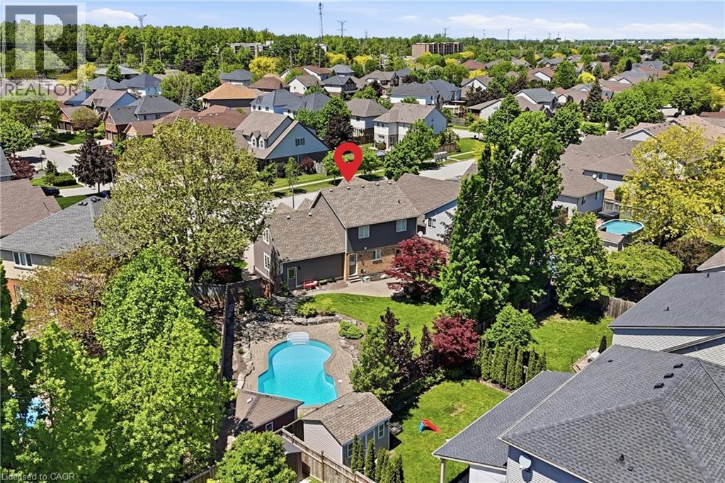 56 MCCAFFERY Crescent - 50