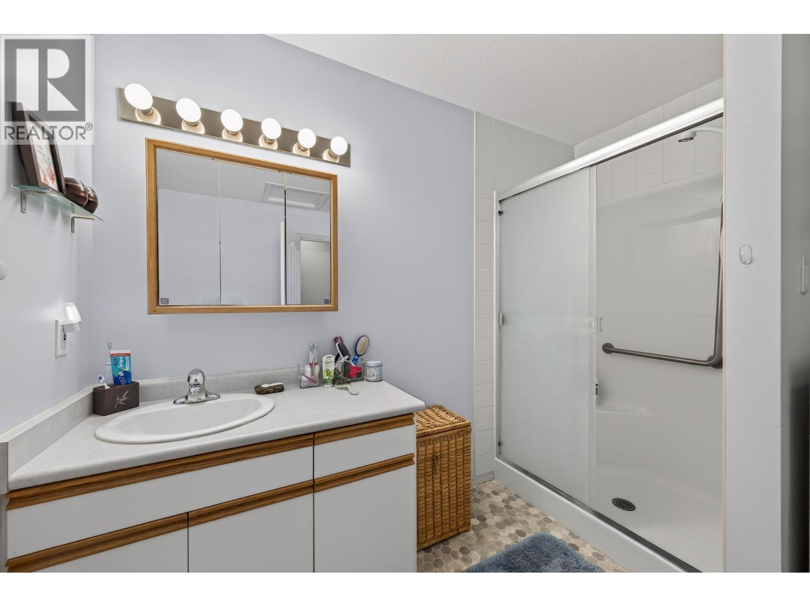 #12 411 5th Avenue S - 36