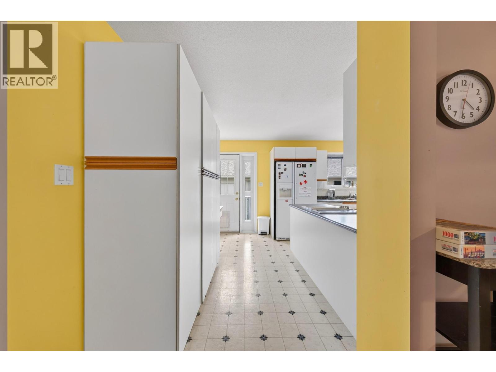 #12 411 5th Avenue S - 23