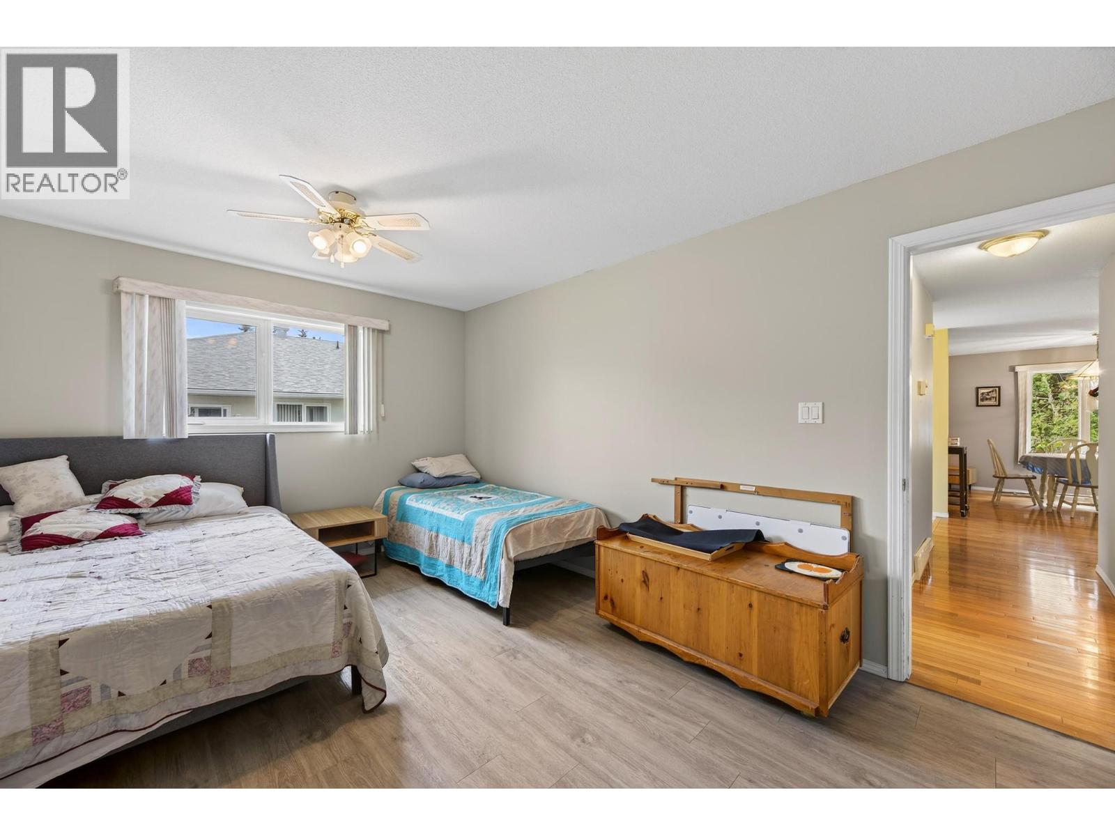 #12 411 5th Avenue S - 27