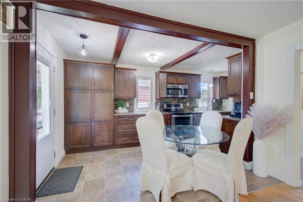 93 STEWART Avenue - 10