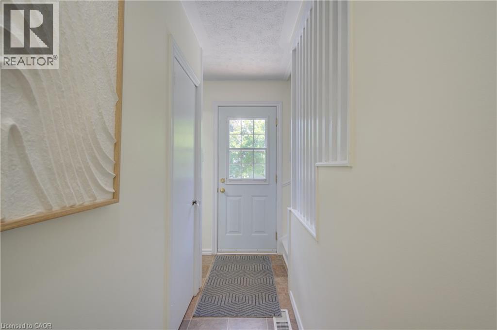 93 STEWART Avenue - 16