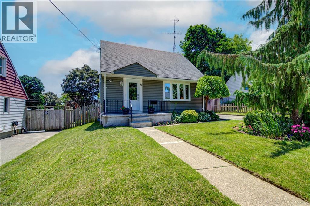 93 STEWART Avenue - 2